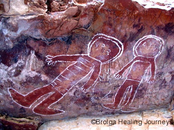 Close-up of the two figures, Keep River gorge